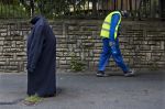 G�ti Gy�rgy G�tiFot� - GATI 13 Mysterious Coat