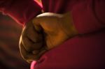 G�ti Gy�rgy G�tiFot� - GATI Hands & Red